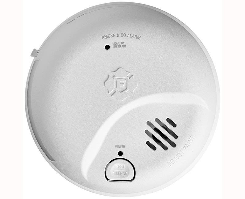 BATTERY POWERED COMBO SMOKE & CO ALARM WITH 9V ALKALINE BATTERY AND SILENCE FEATURE. INCLUDES IONIZATION SMOKE SENSING TECHNOLOGY AND ELECTROCHEMICAL CARBON MONOXIDE SENSOR.